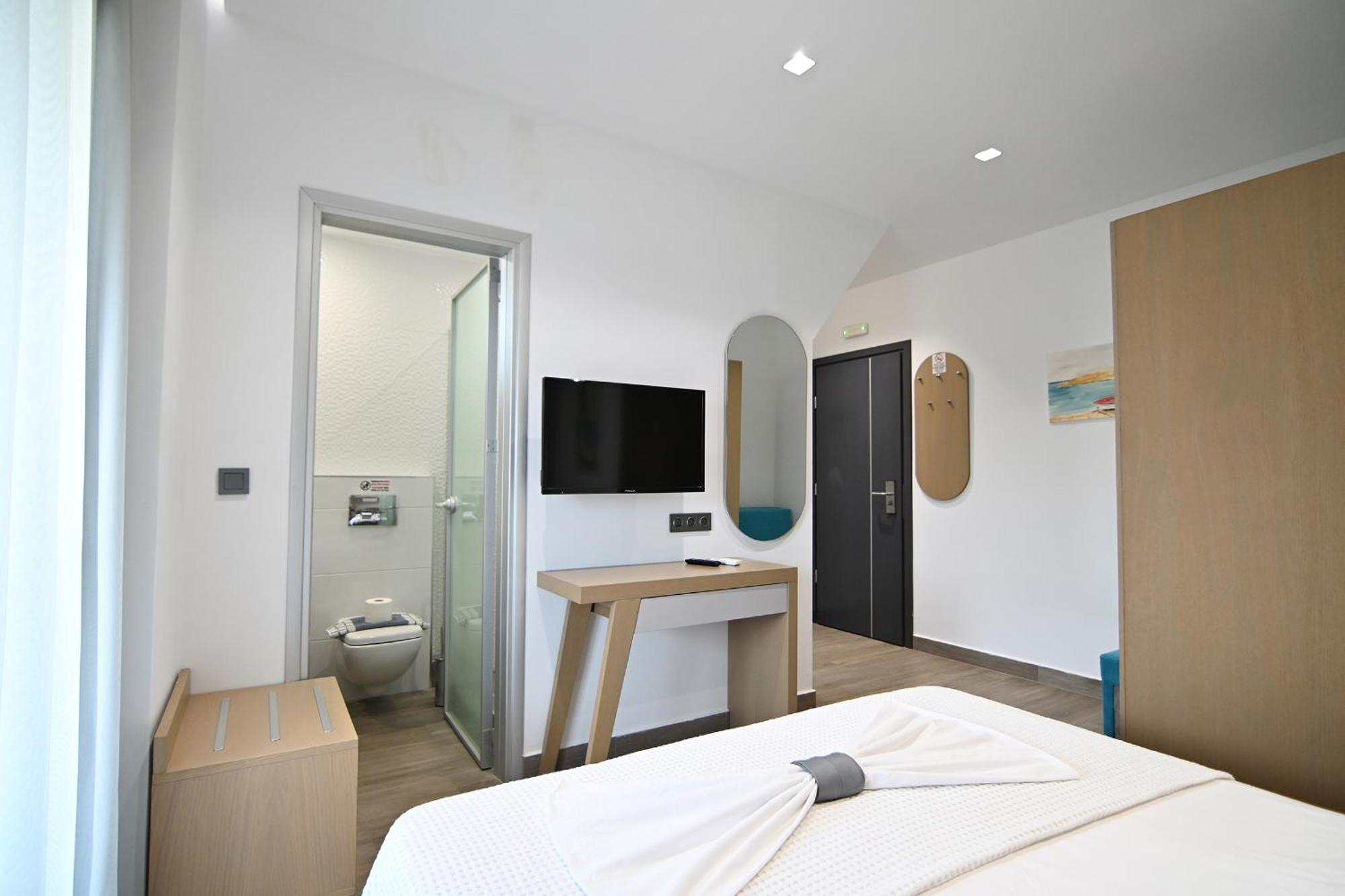 Amalia Rooms Sea View Vrasná Zewnętrze zdjęcie