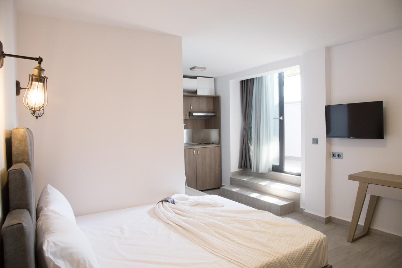 Amalia Rooms Sea View Vrasná Zewnętrze zdjęcie